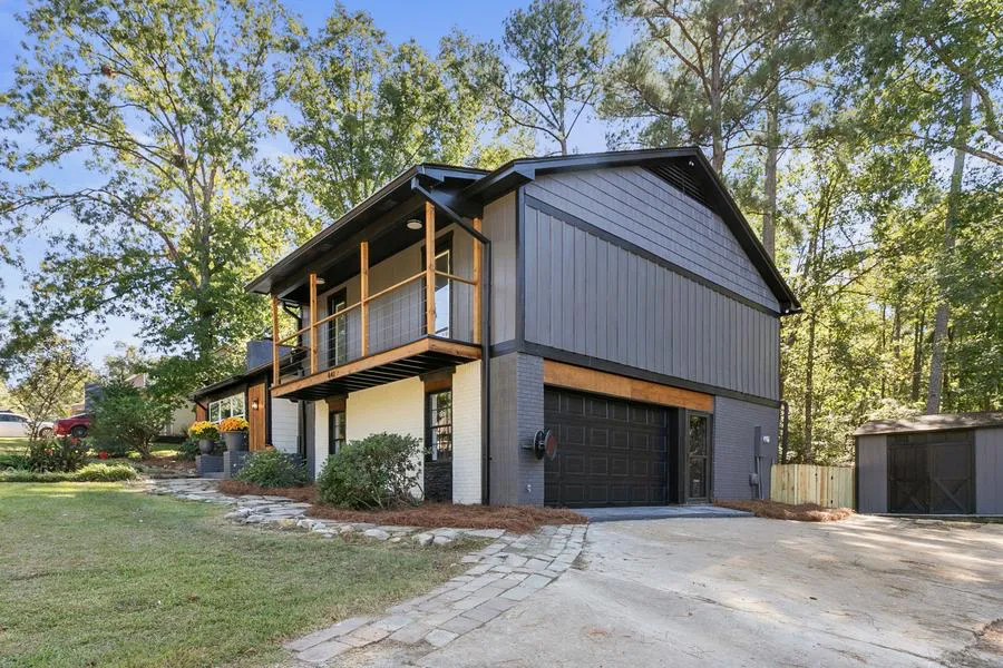 441 Two-Story Balcony — renovation complete